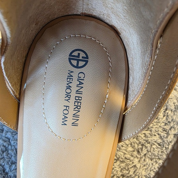 Giani Bernini Clarrice Dark‎ Nude Patent Ankle Strap Heels Sandals Size 9M New - Picture 8 of 9
